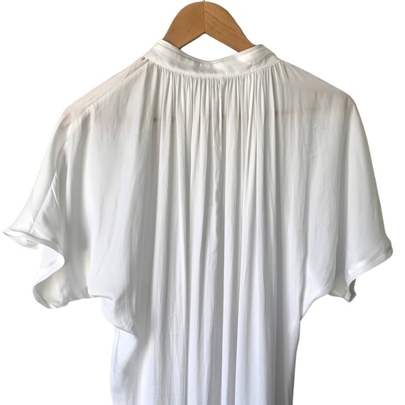 Elegant White Button-Down Dress - Picture 7 of 12